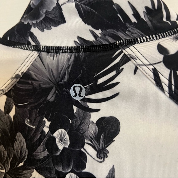 Lululemon Define Jacket - Picture 5 of 6